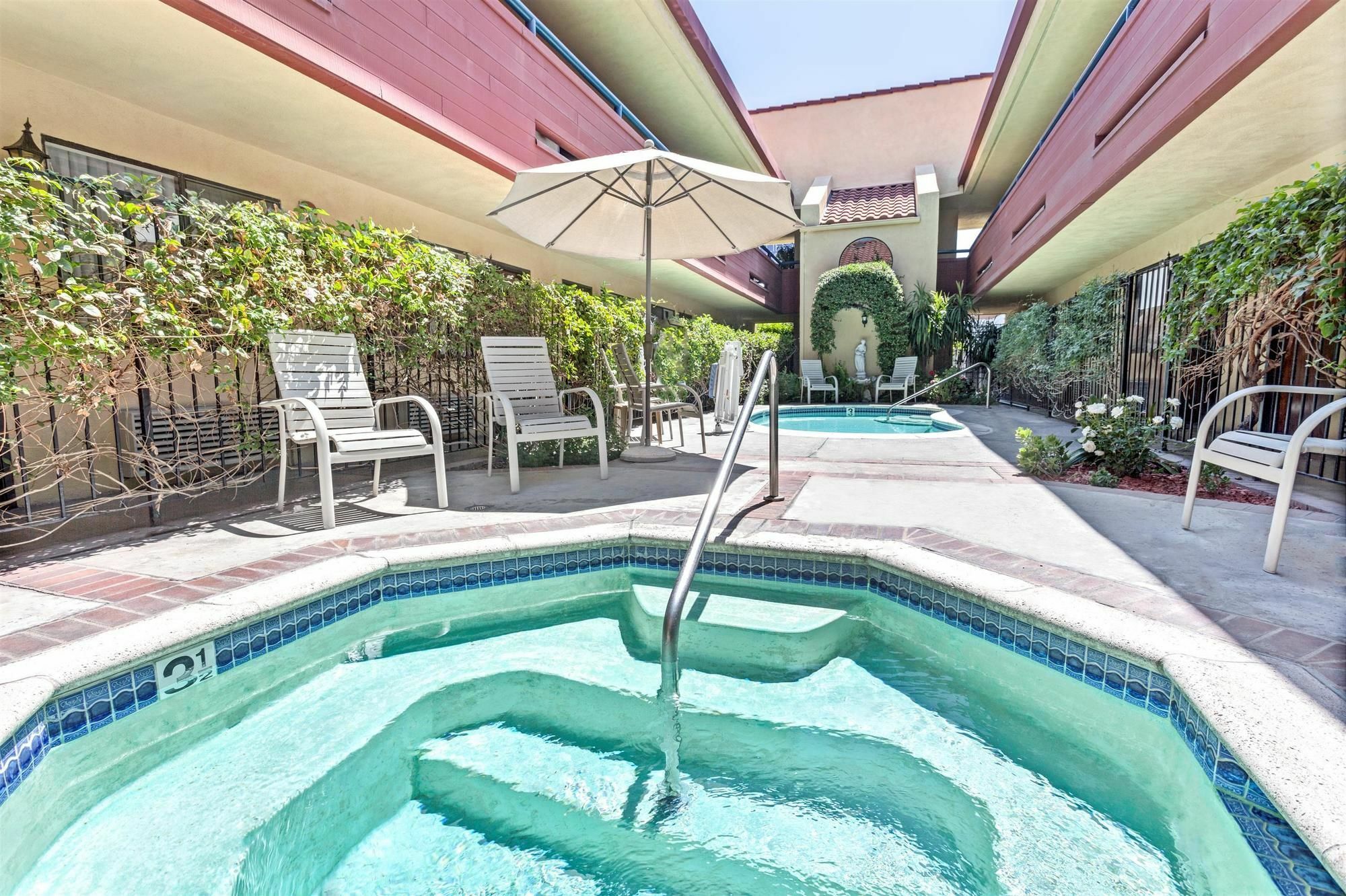 Vantage Point - Woodland Hills Los Ángeles